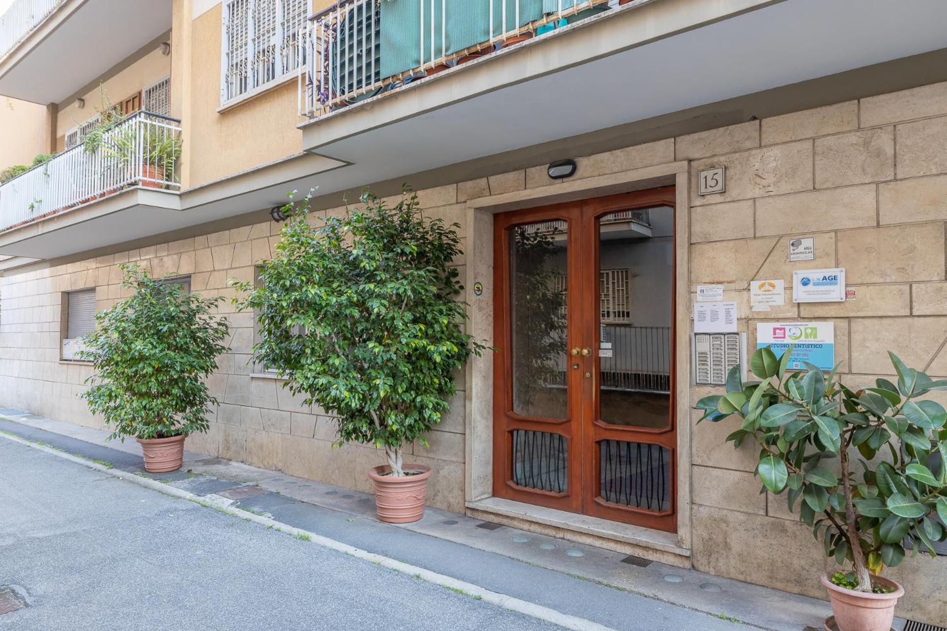 Romantica Vatican Suites Exterior photo